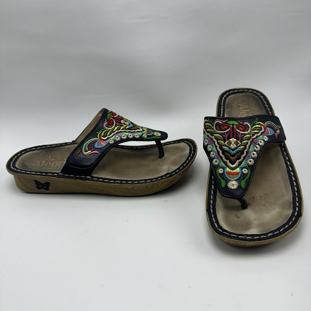 Alegria Sandals Vanessa Womens 35 US 5-5.5 Floral Thong Embroidered Flip Flops